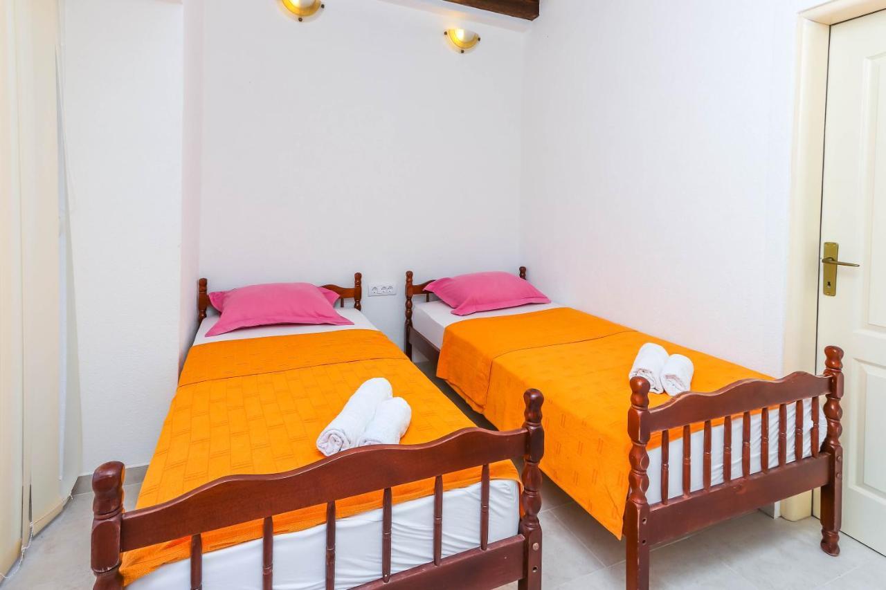 Apartments Bella Di Boka Tivat Exterior foto
