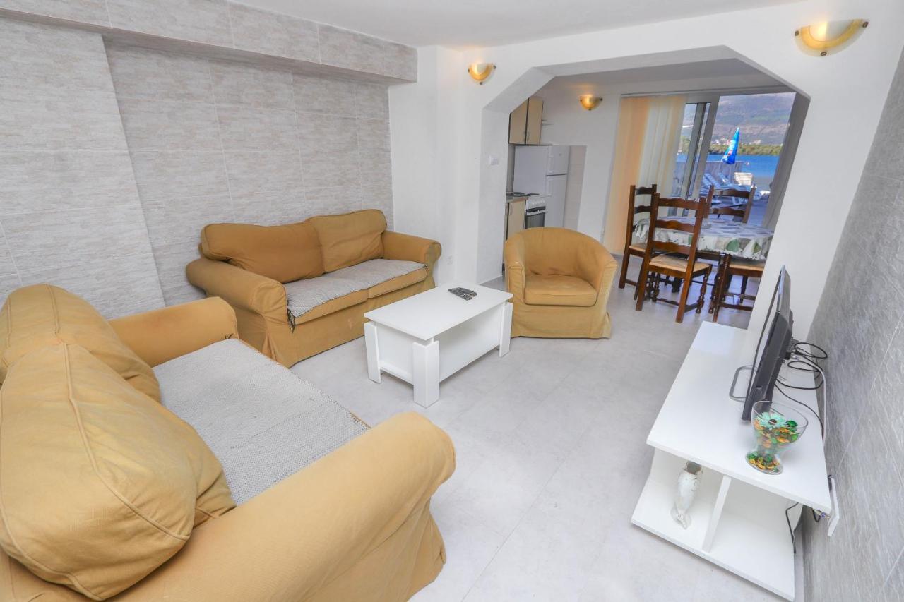 Apartments Bella Di Boka Tivat Exterior foto