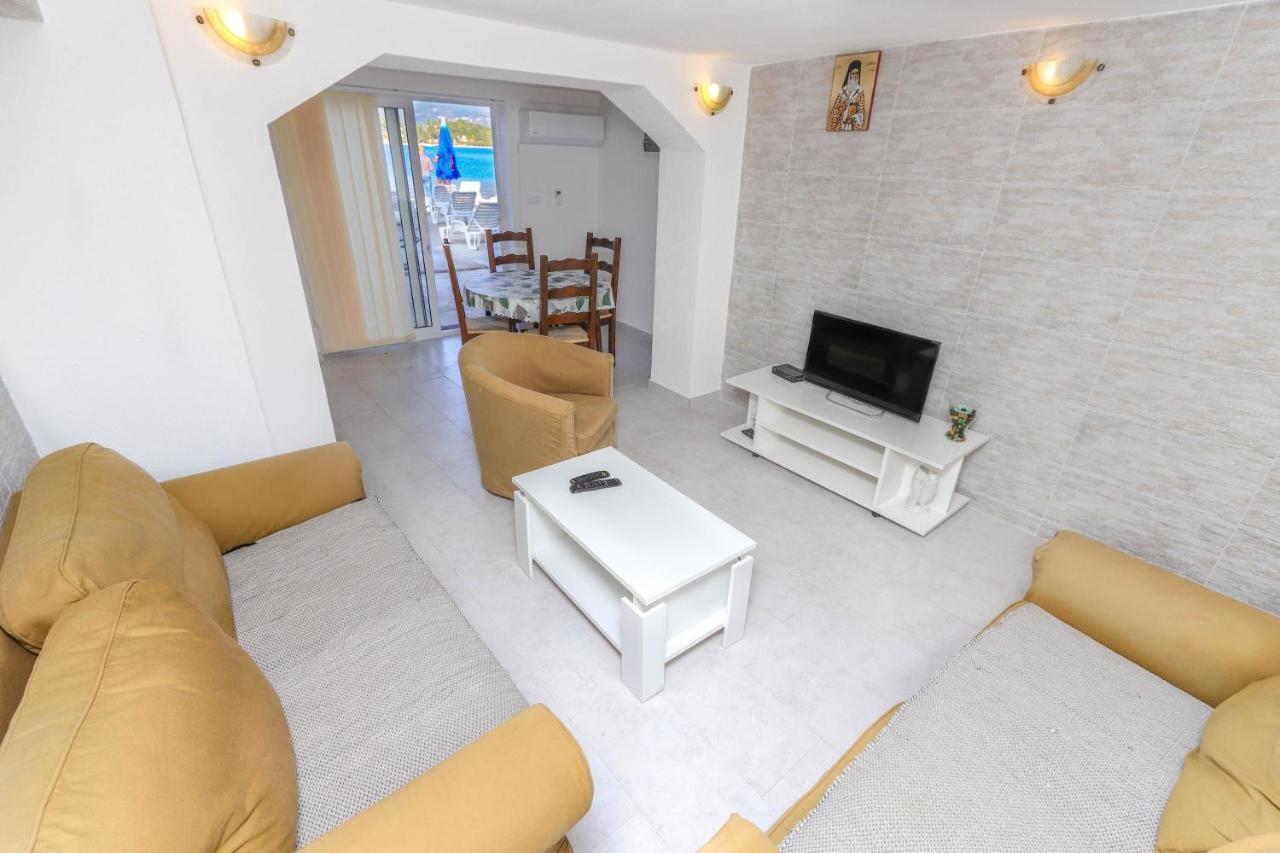 Apartments Bella Di Boka Tivat Exterior foto